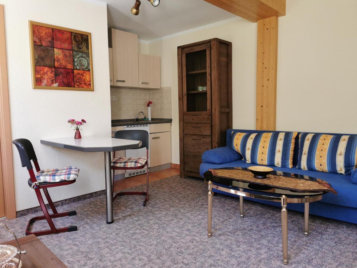 Ferienwohnung "Am Saalehaken" Gossitz Esterno foto